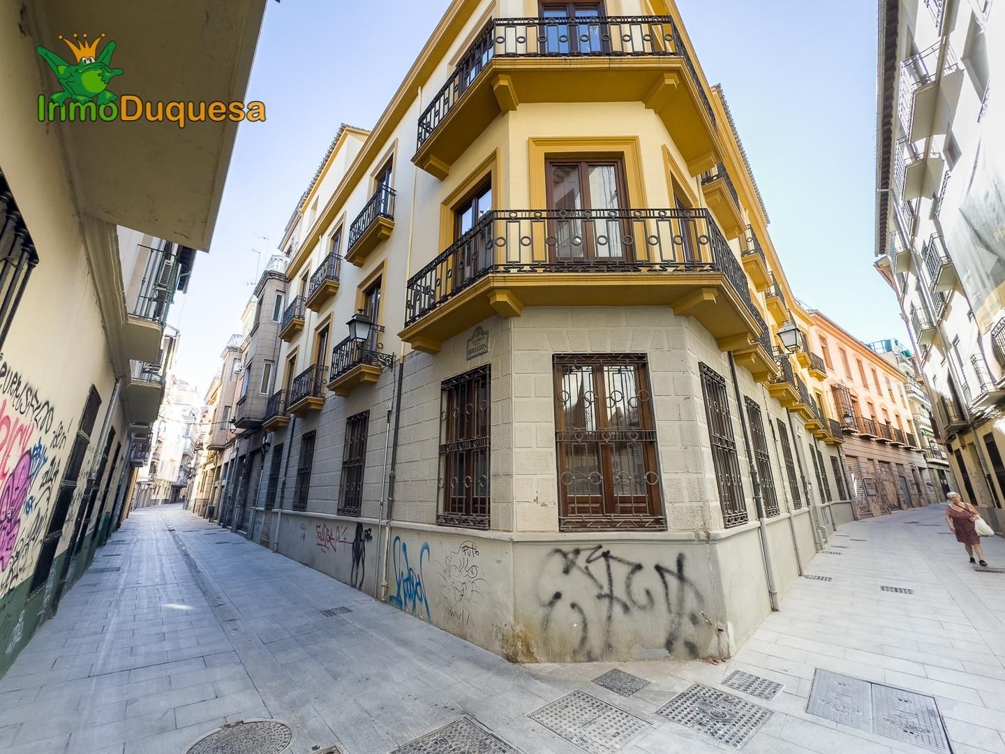 Exterior view of Flat for sale in  Granada Capital  with Air Conditioner and Alarm