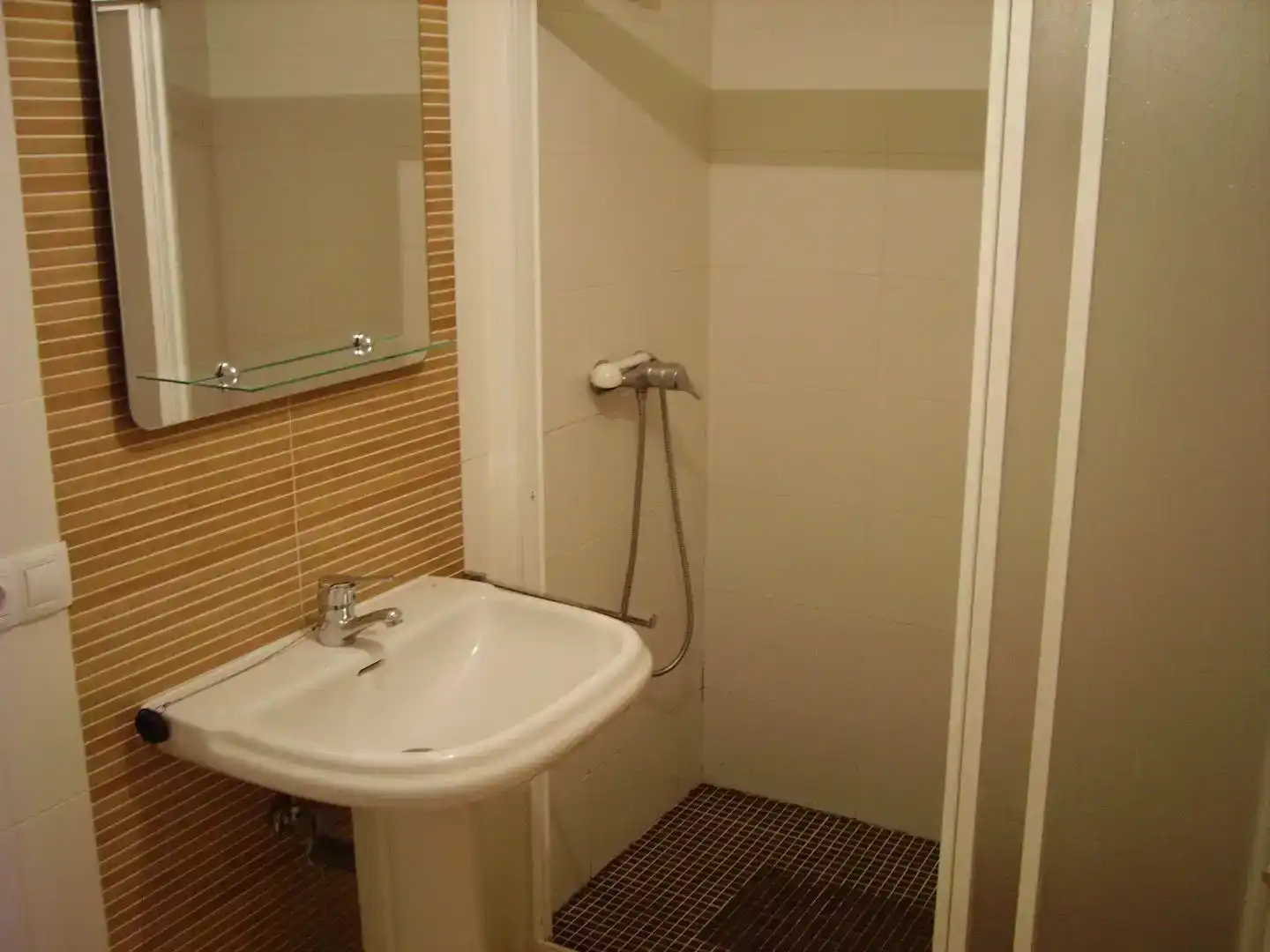 Baño de Piso en venta en San Cibrao das Viñas, Ourense