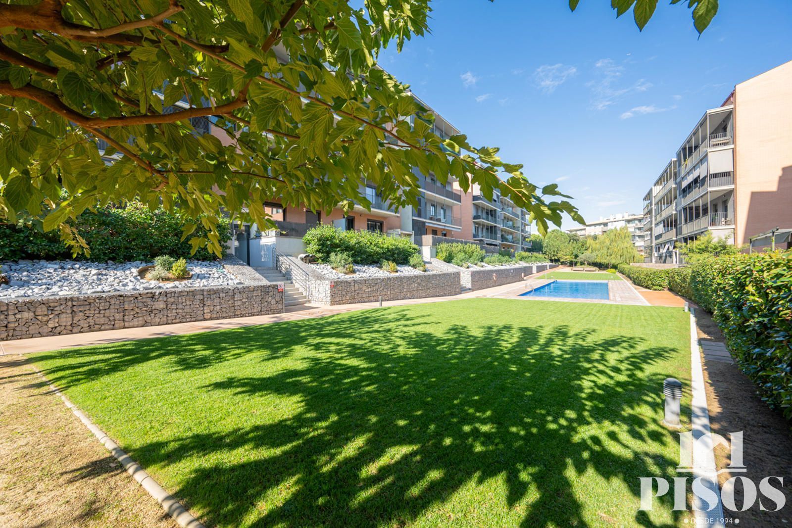Garden of Attic for sale in Sant Cugat del Vallès  with Air Conditioner, Heating and Parquet flooring
