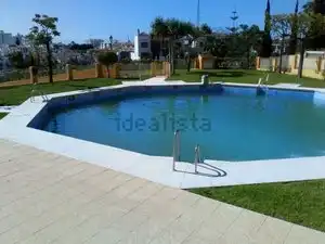 Xalet amb balcó en venda a Calle Meridiano
