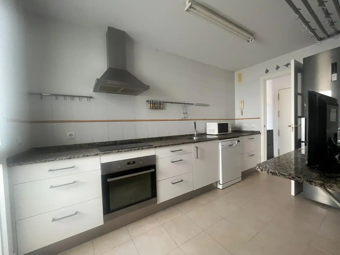 Kitchen of Flat for sale in Jerez de la Frontera  with Air Conditioner, Heating and Private garden