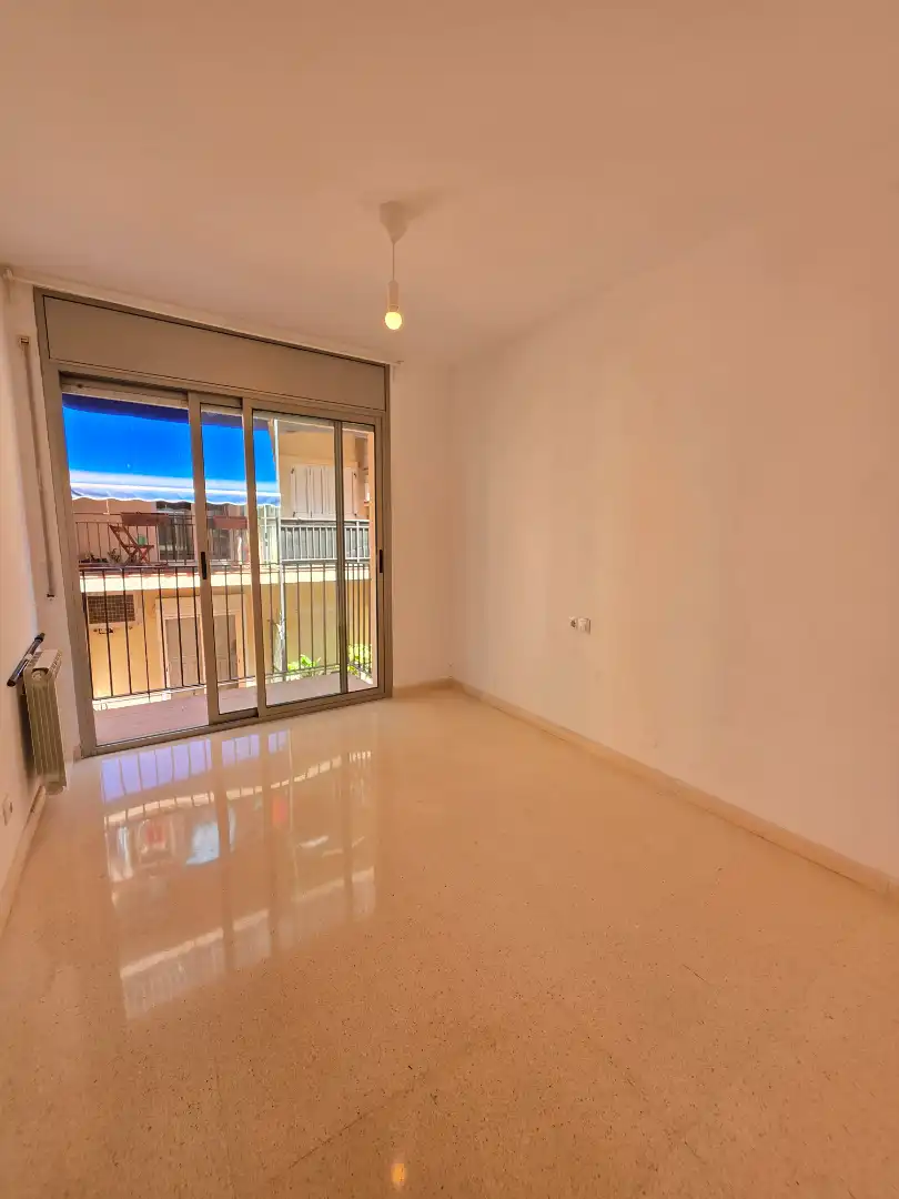 Habitación de Piso en venta en Tarragona con Aire acondicionado, Calefacción y Terraza