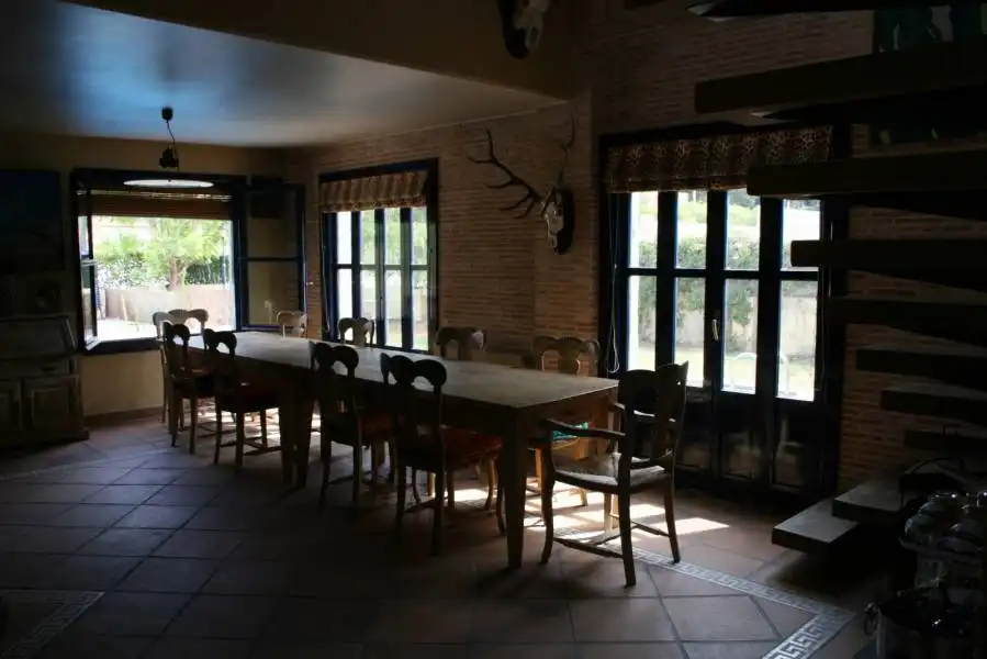 Chalet con piscina en venta en Garbinet - Vistahermosa, imagen 22