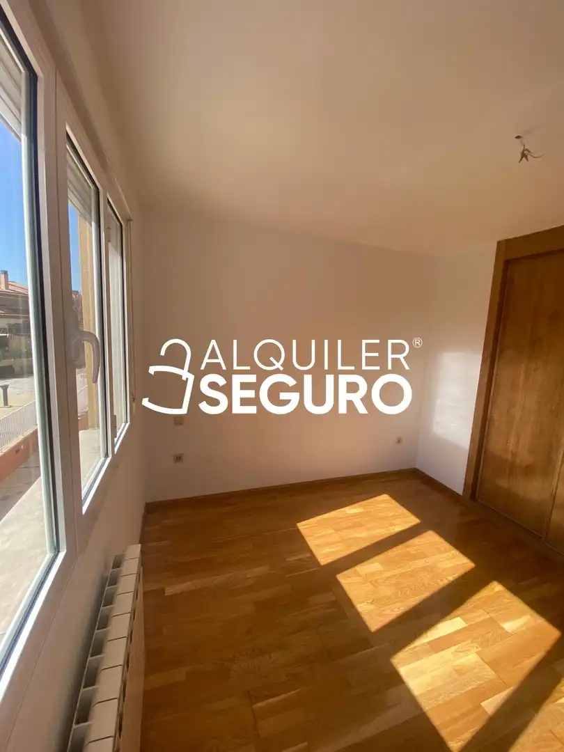 Schlafzimmer von Wohnung zur Miete in Guadalajara mit Klimaanlage, Heizung und Schwimmbad