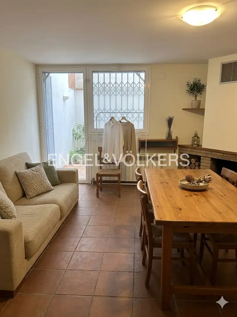 Balcony of Country homes for sale in Vilanova i la Geltrú  with Air Conditioner, Heating and Private garden