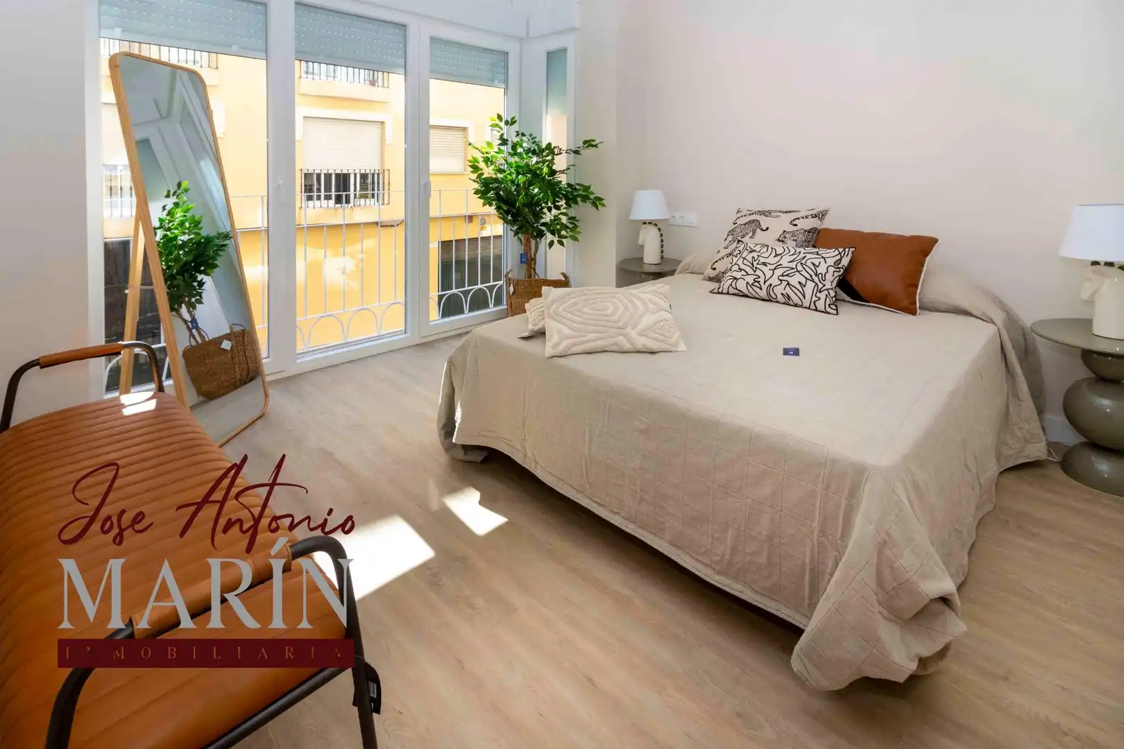Dormitori de Apartament en venda en Badajoz amb Aire condicionat