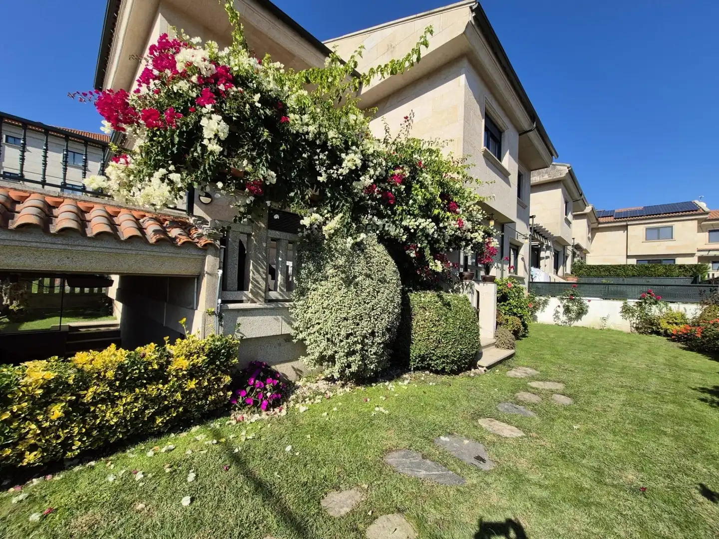 Jardín de Casa o chalet en venta en Nigrán con Calefacción, Terraza y Amueblado