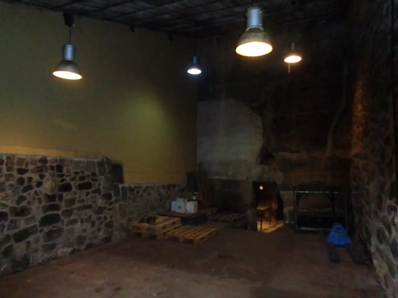 Edificio en venta en Anguciana