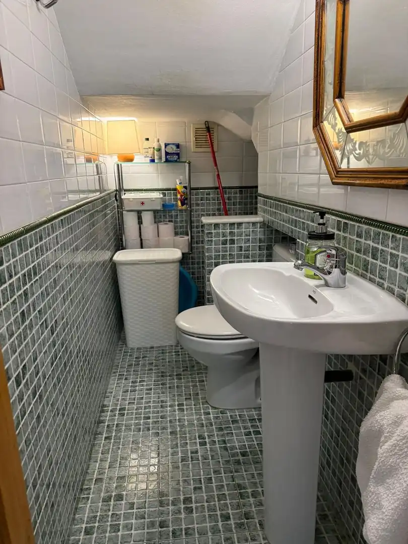 Baño de Casa o chalet en venta en Gijón  con Calefacción, Terraza y Piscina