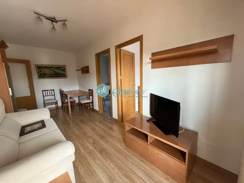 Wohnzimmer von Wohnung zum Verkauf in Segovia mit Heizung, Terrasse und Abstellraum