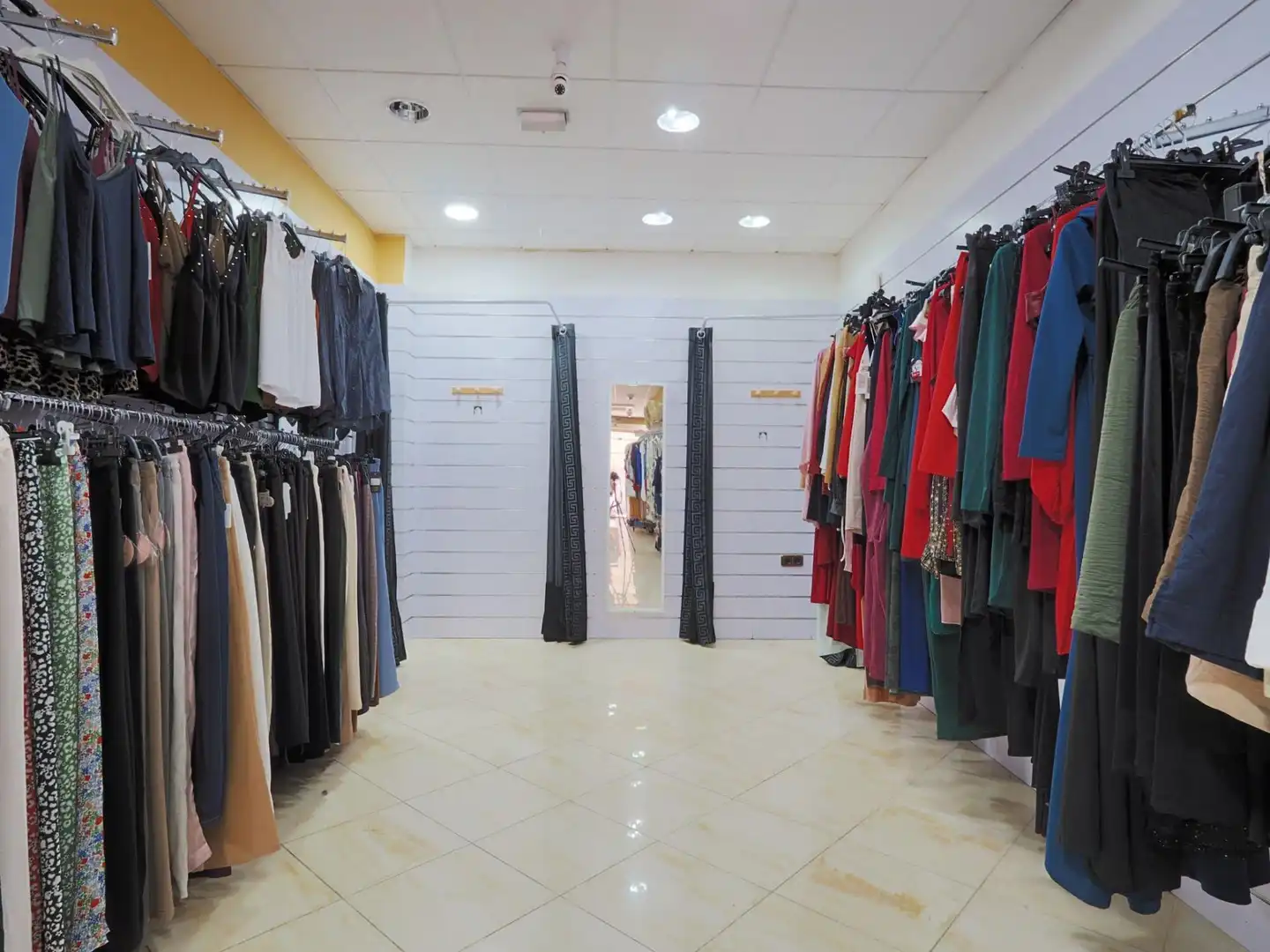 Locale commerciale in cessione a Carrer de Sant Pere 13, imagen 4