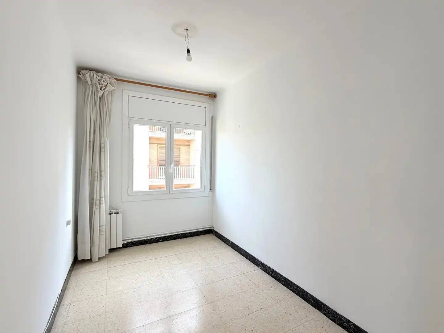 Bedroom of Flat for sale in El Poble Sec