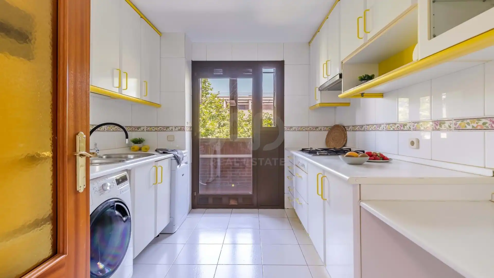 Cocina de Piso de alquiler en Madrid
