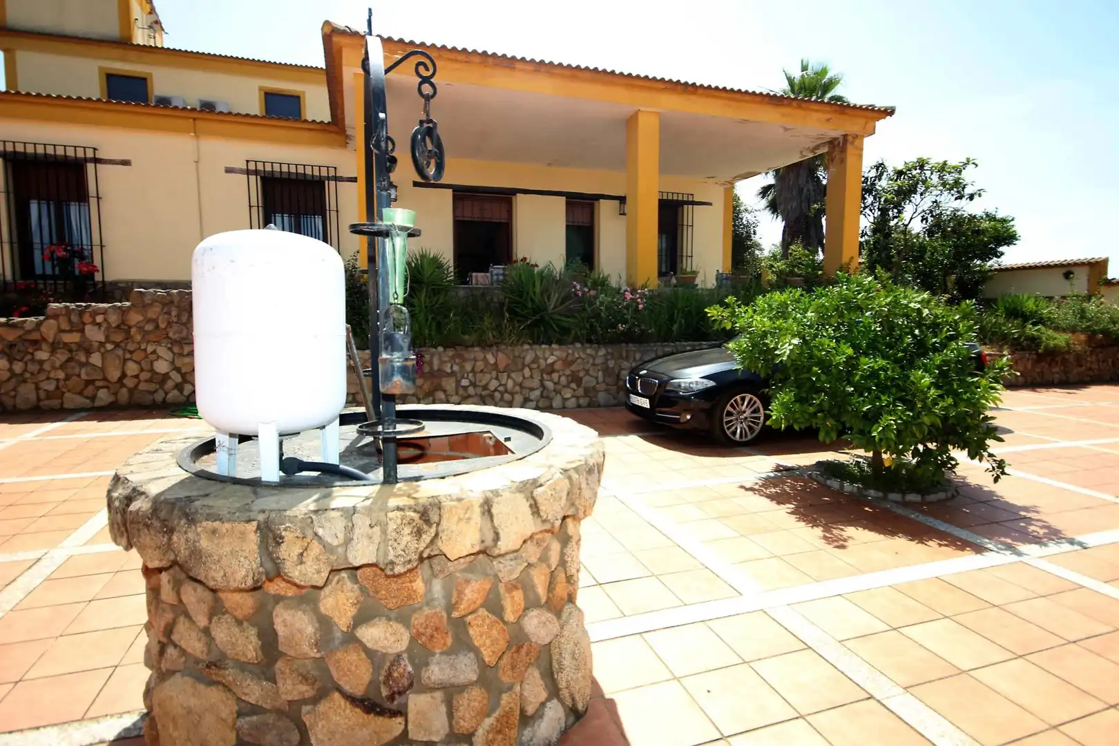 Jardín de Finca rústica en venta en Alcuéscar con Aire acondicionado