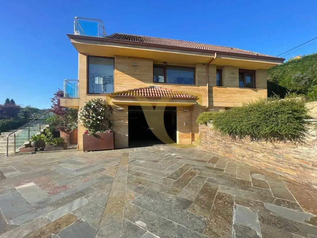 Exterior view of Houses for rent in Santa Cruz de Bezana  with Air Conditioner, Heating and Private garden
