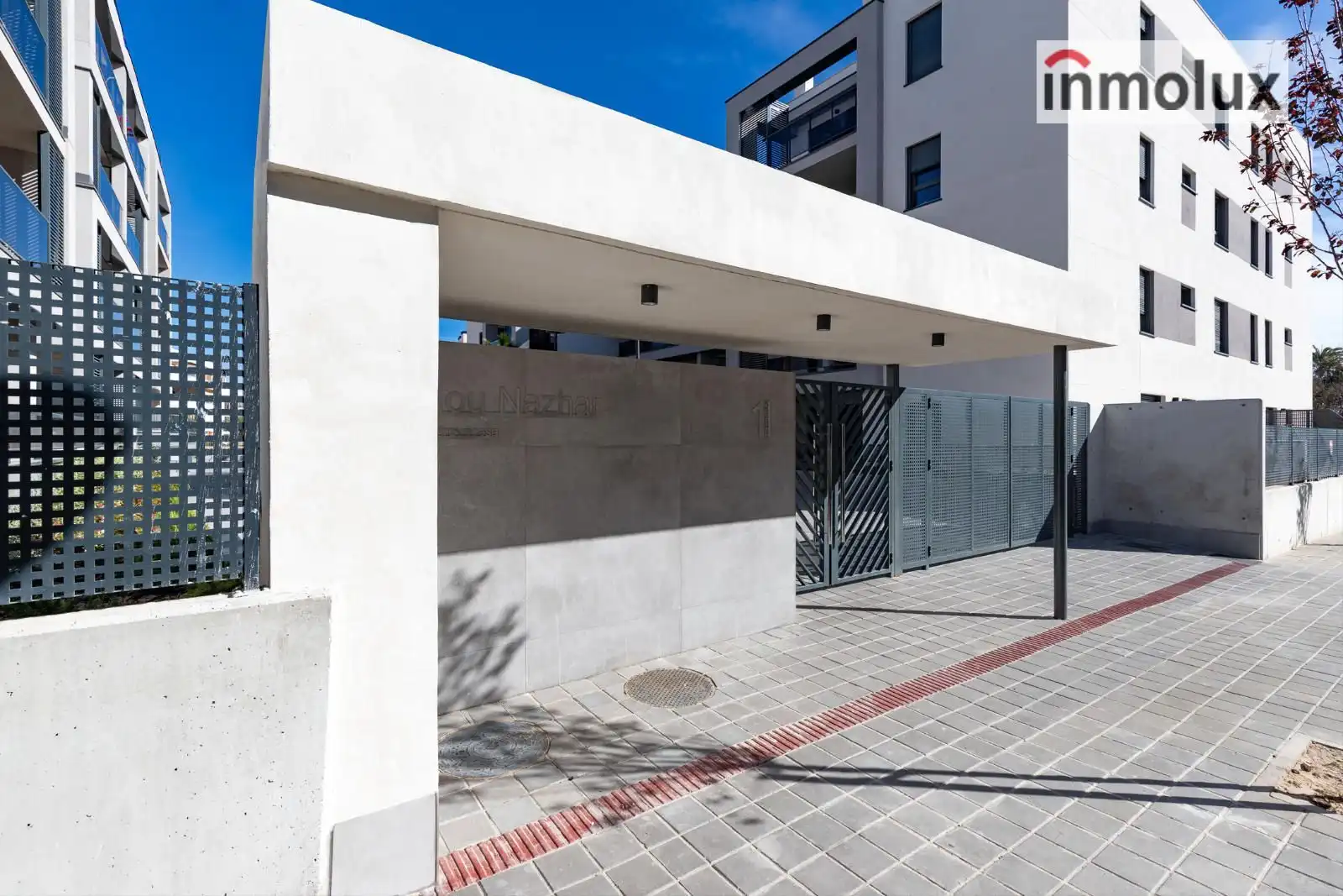 Vista exterior de Pis en venda en Sant Joan d'Alacant amb Aire condicionat, Calefacció i Jardí privat