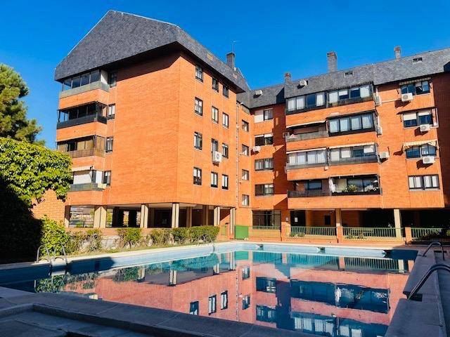 Piso en Venta en Calle Calle Comunidad de Madrid, en El Burgo