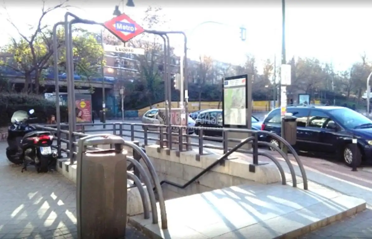Exterior view of Garage for sale in Madrid