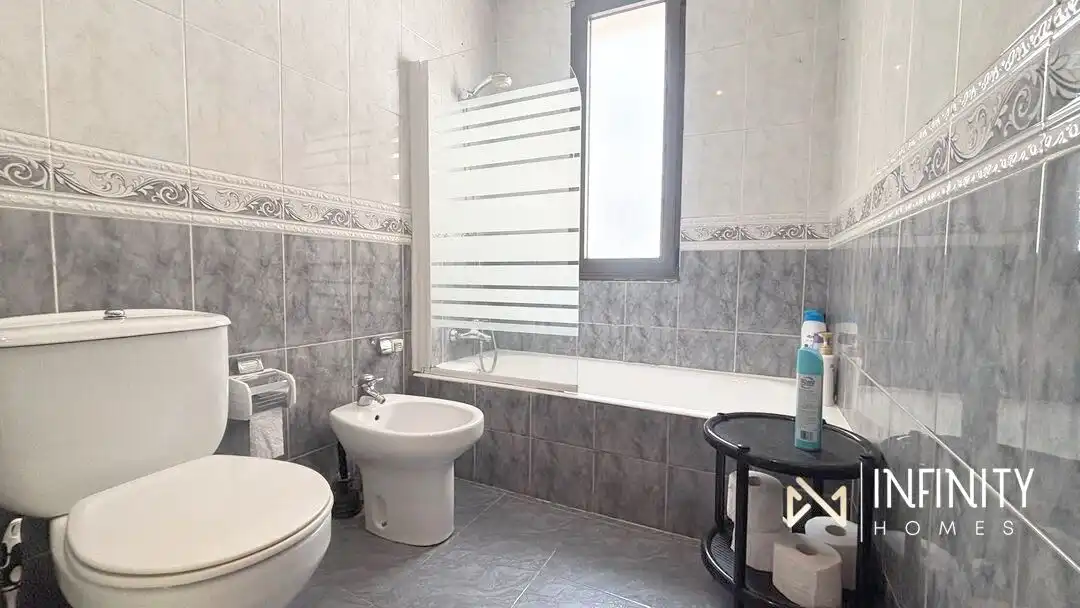 Flat for rent in García Salazar Kalea, Zabalburu