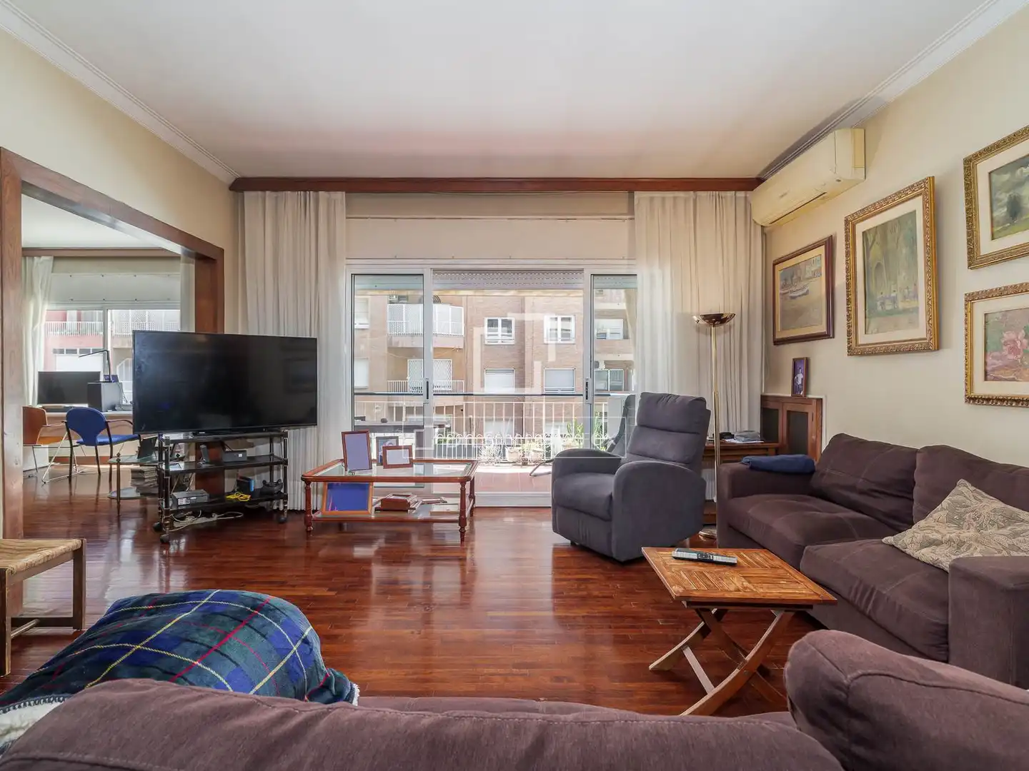 Living room of Flat for sale in Barcelona  with Storage room