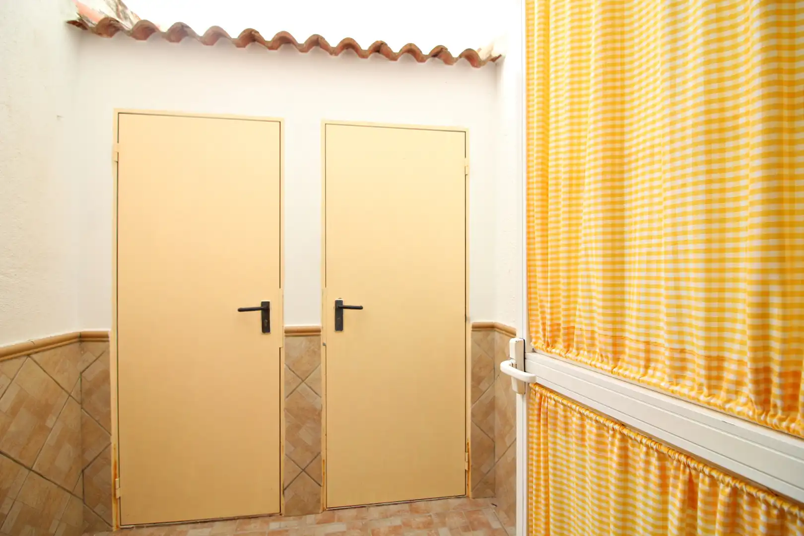 Bathroom of Detached homes for sale in Mazagón  with Air Conditioner, Terrace and Storage room