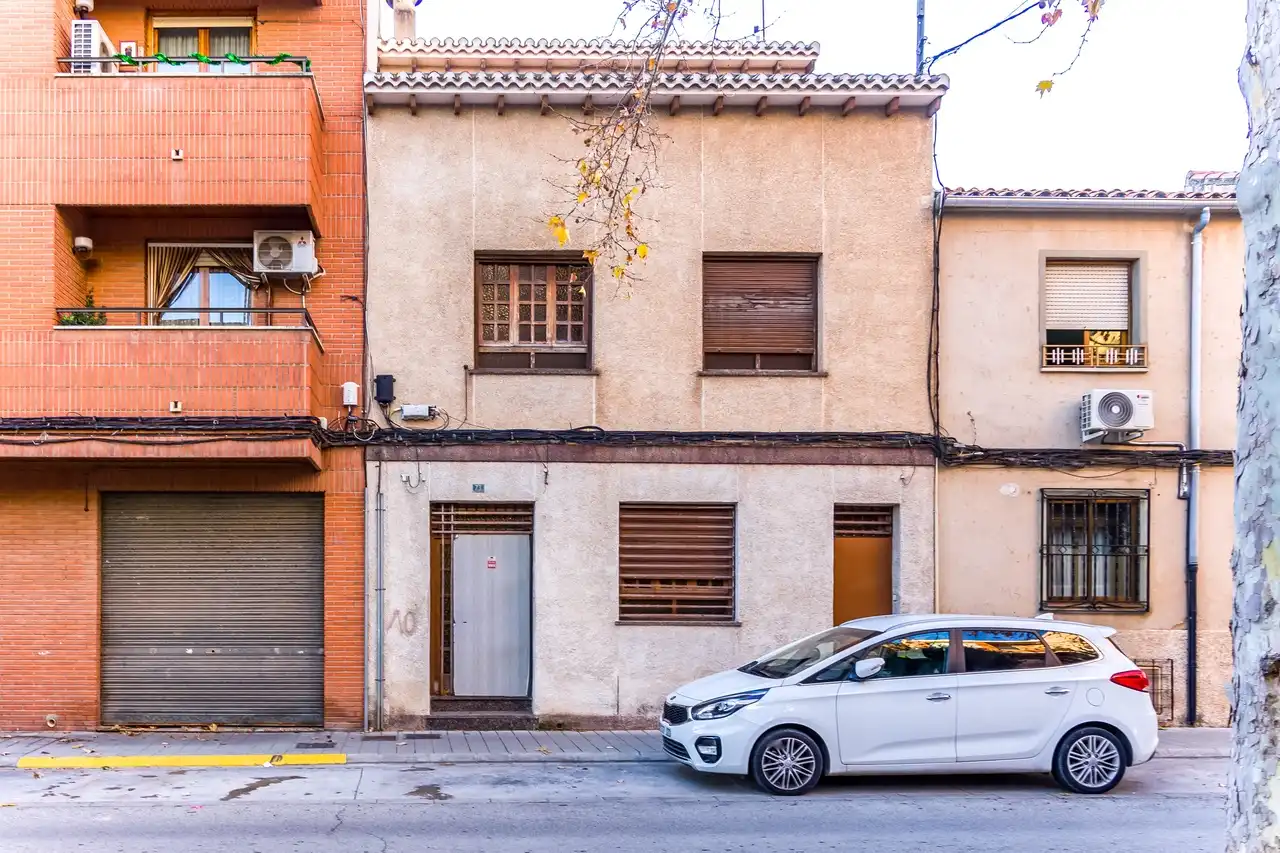 Maison jumelée à vendre à C/ Mendizábal