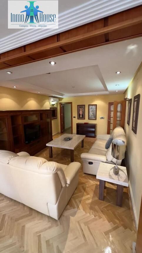 Sala de estar de Piso en venta en  Albacete Capital con Aire acondicionado, Trastero y Amueblado