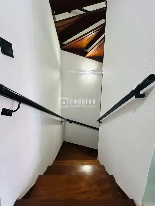 Houses for sale in Cuevas - Ilustración