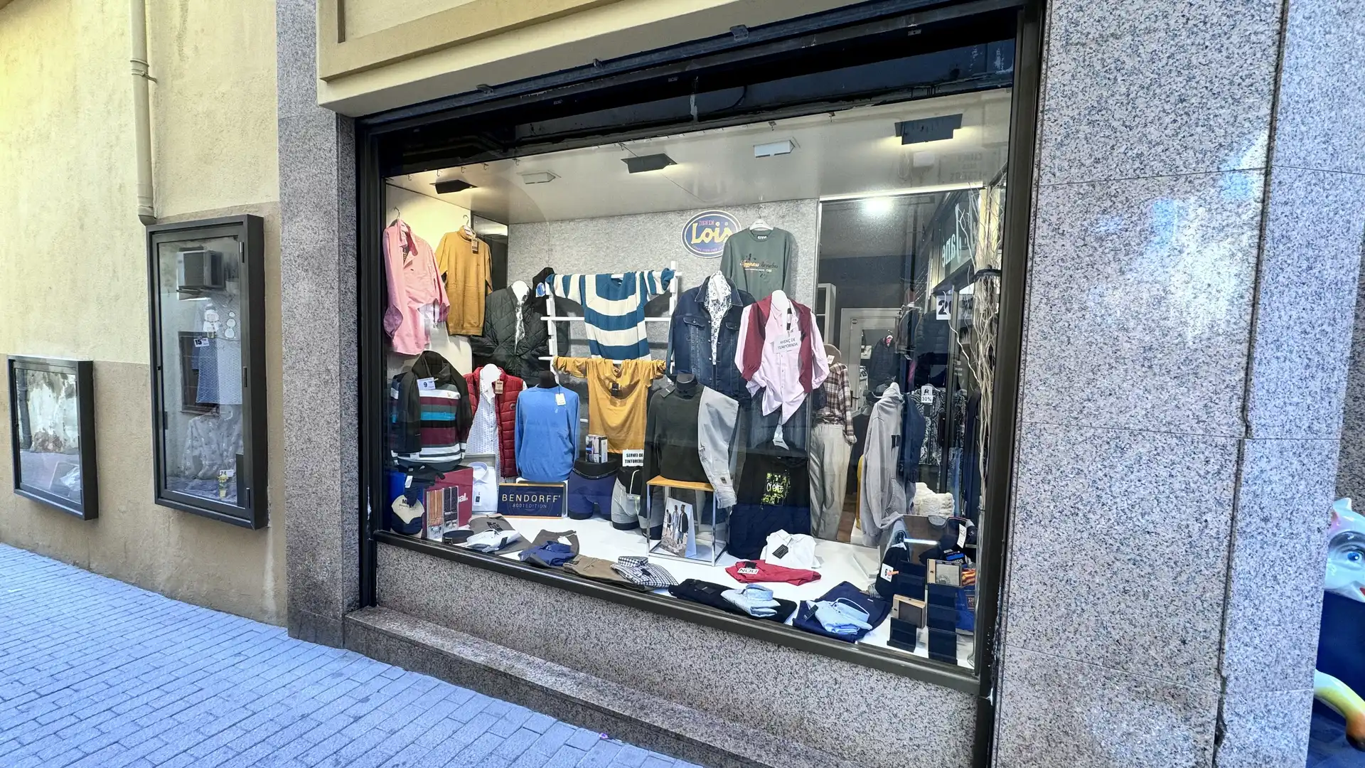 Local de alquiler en L'Arboç con Amueblado y Alarma