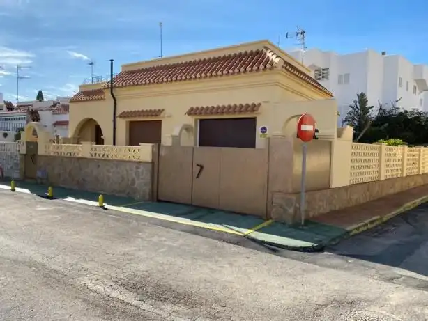 Vista exterior de Casa o chalet en venta en Vera con Aire acondicionado, Jardín privado y Terraza