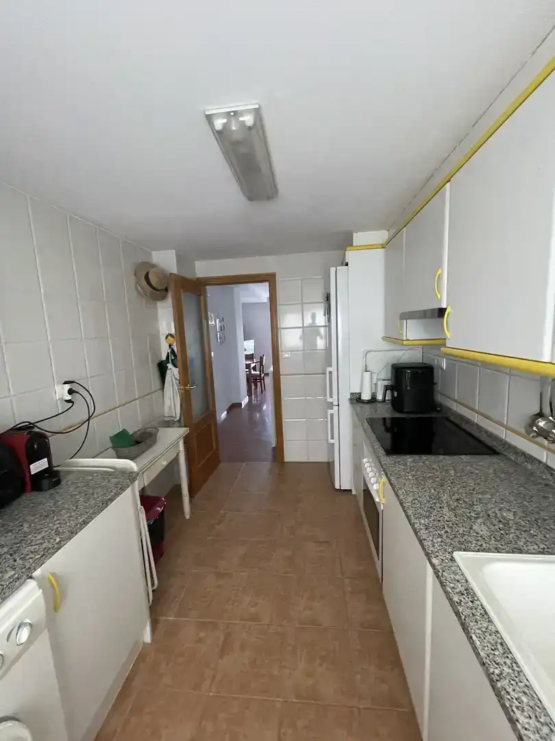 Cuina de Apartament en venda en Gandia amb Aire condicionat i Piscina