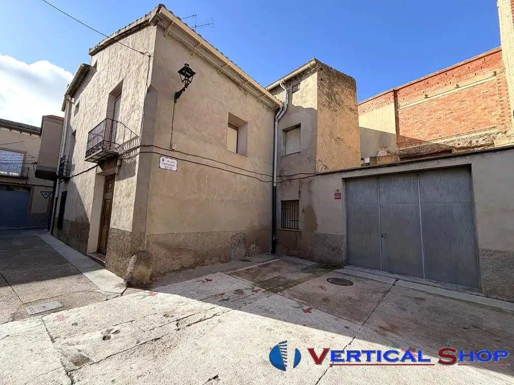 Casa en venda a Caudete, imagen 2