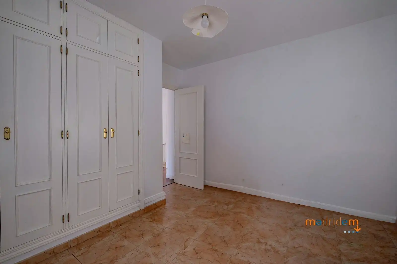 Bedroom of Houses for sale in Madrid