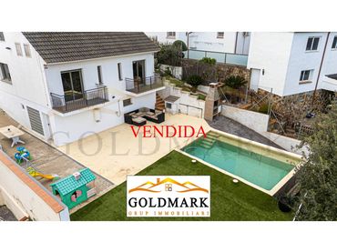 Haus mit Pool zum Verkauf in Calle Illa 49