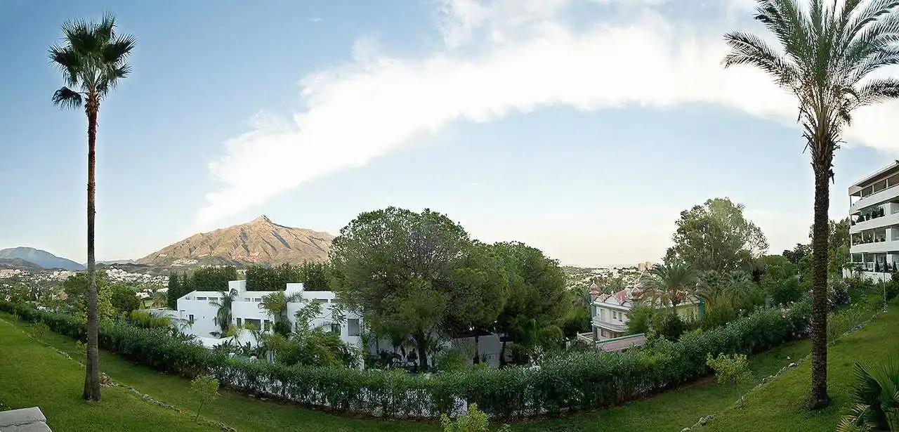 Flat with garden for sale in Nueva Andalucía, imagen 11