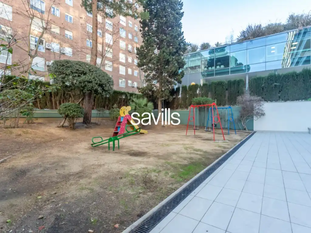 Garten von Wohnungen zum Verkauf in Barcelona mit Schwimmbad und Balkon