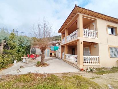 Exterior view of House or chalet for sale in Valdemaqueda  with Air Conditioner, Heating and Private garden