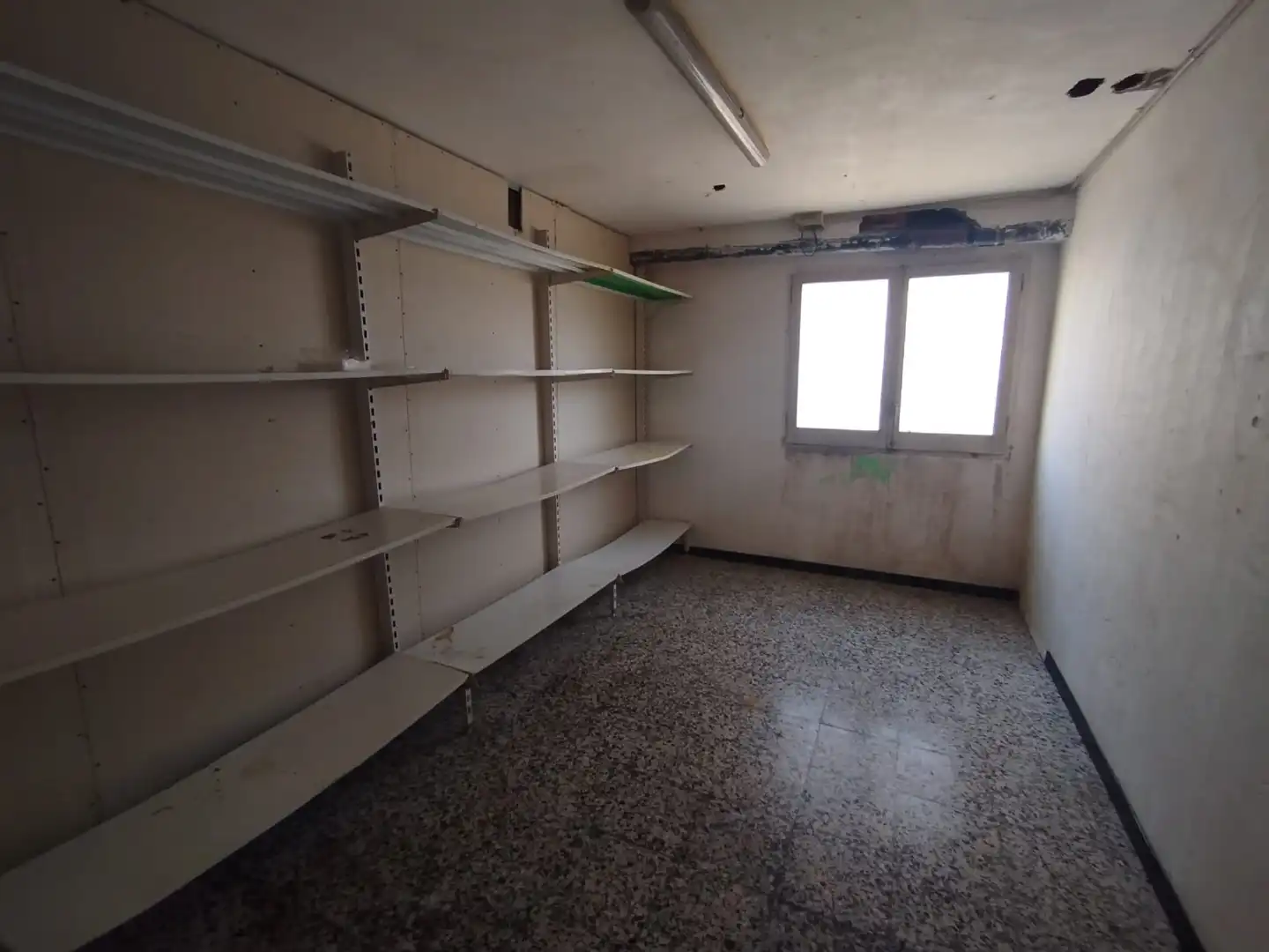 Local comercial de lloguer a CARRETERA DE BANYOLES, imagen 13