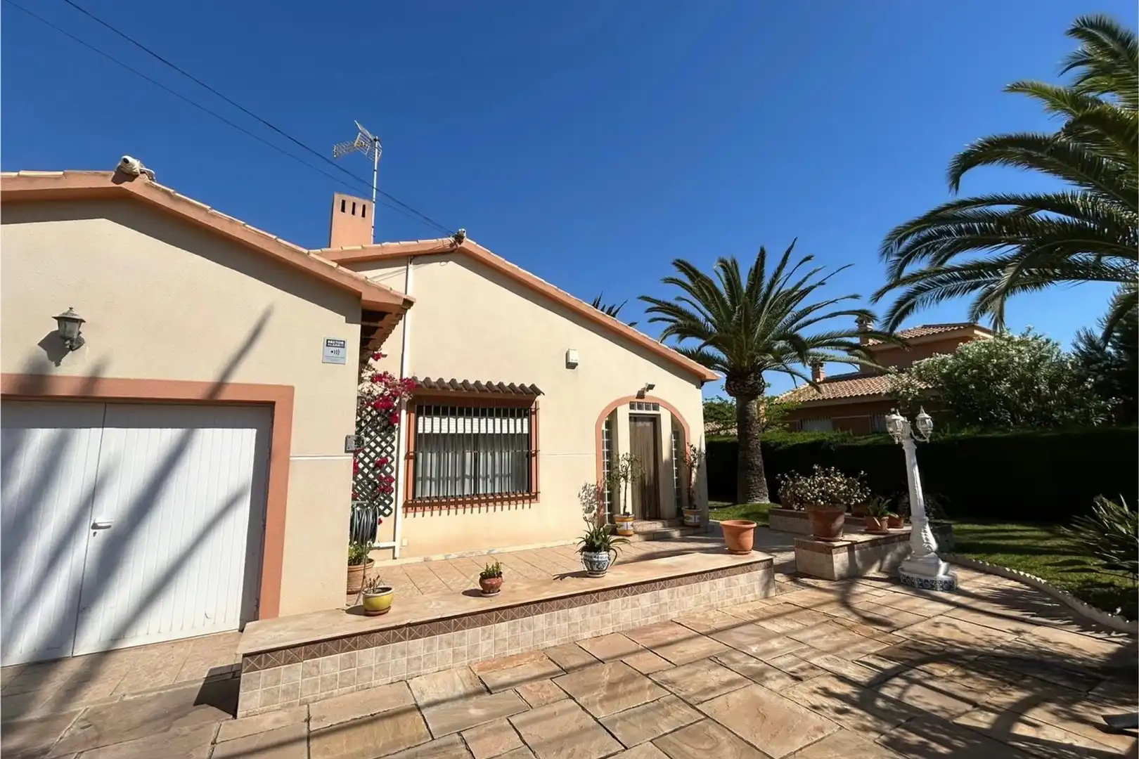 Vista exterior de Casa o xalet en venda en Orihuela