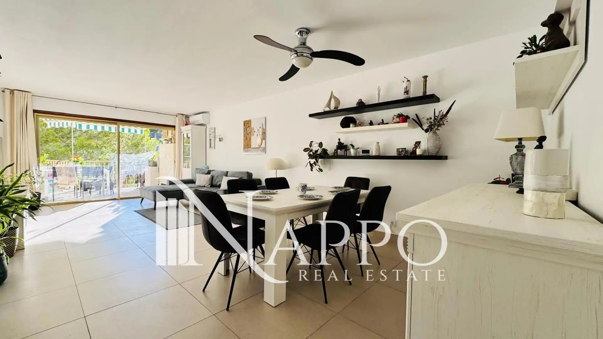 Exterior view of Flat for sale in Calvià  with Air Conditioner, Heating and Terrace