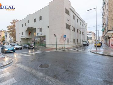 Local comercial en venda a Calle Calle Asturias 29