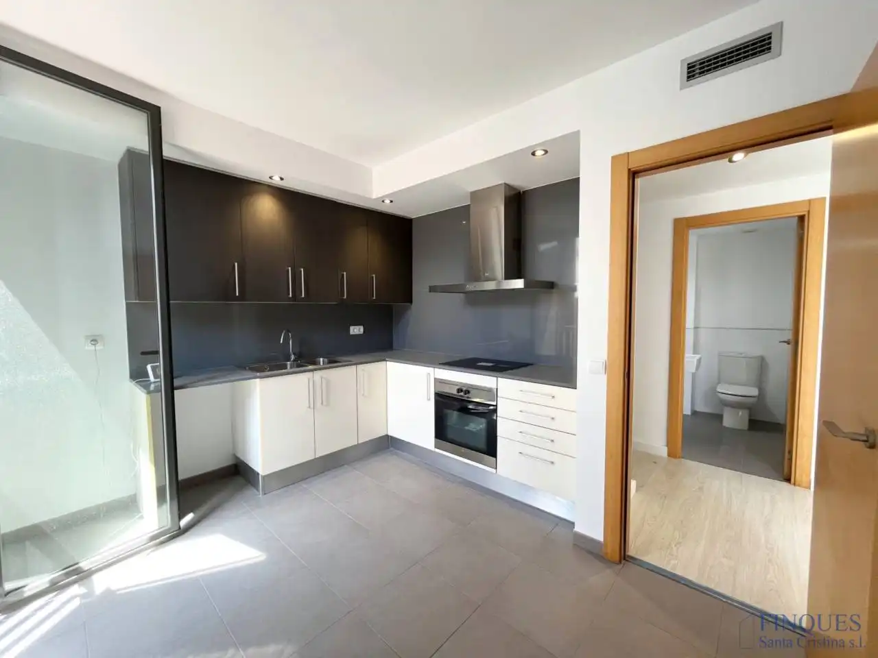 Cocina de Casa o chalet en venta en Sant Feliu de Guíxols con Aire acondicionado, Terraza y Alarma