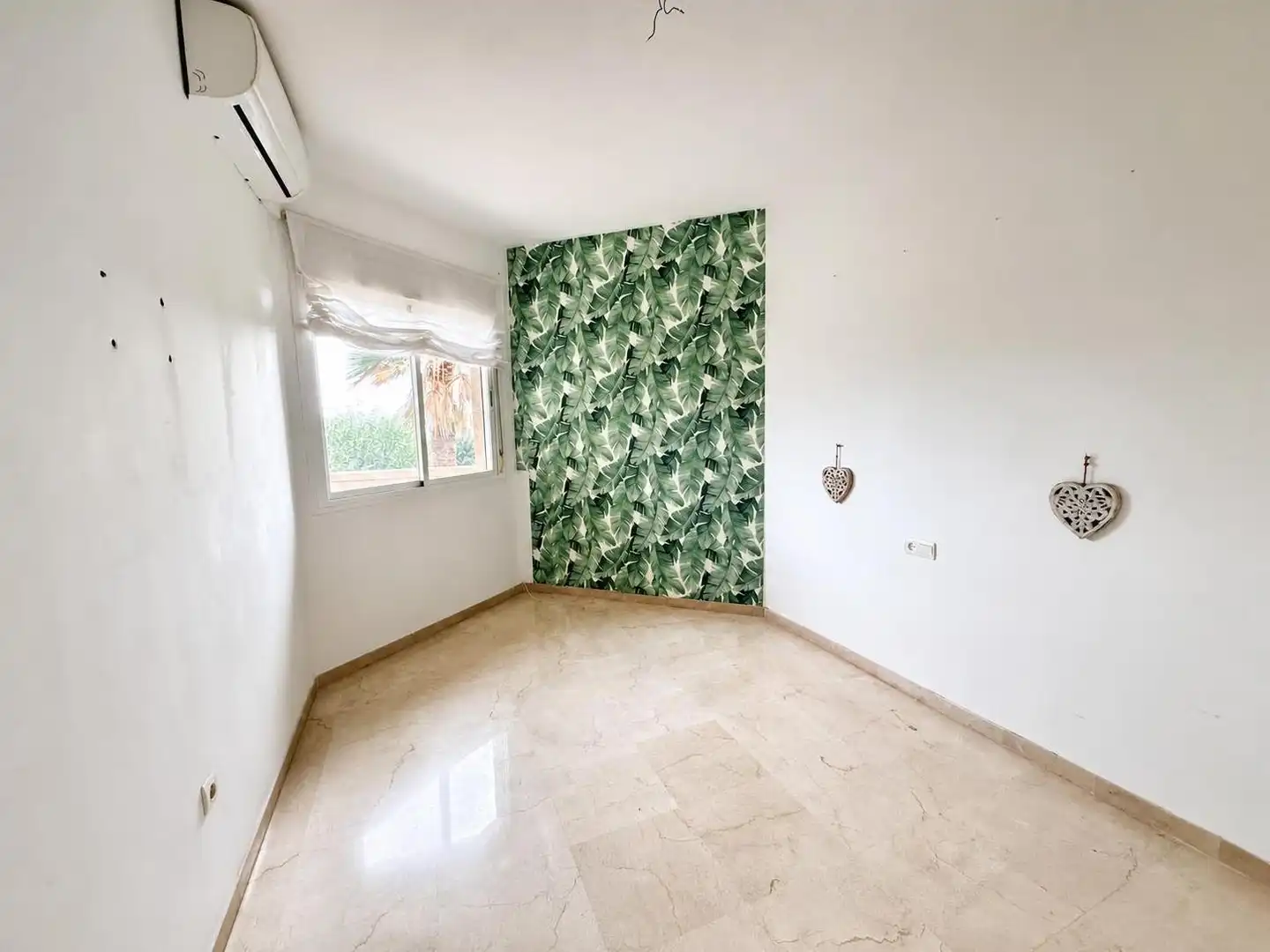 Dormitori de Apartament de lloguer en Playamar - Benyamina