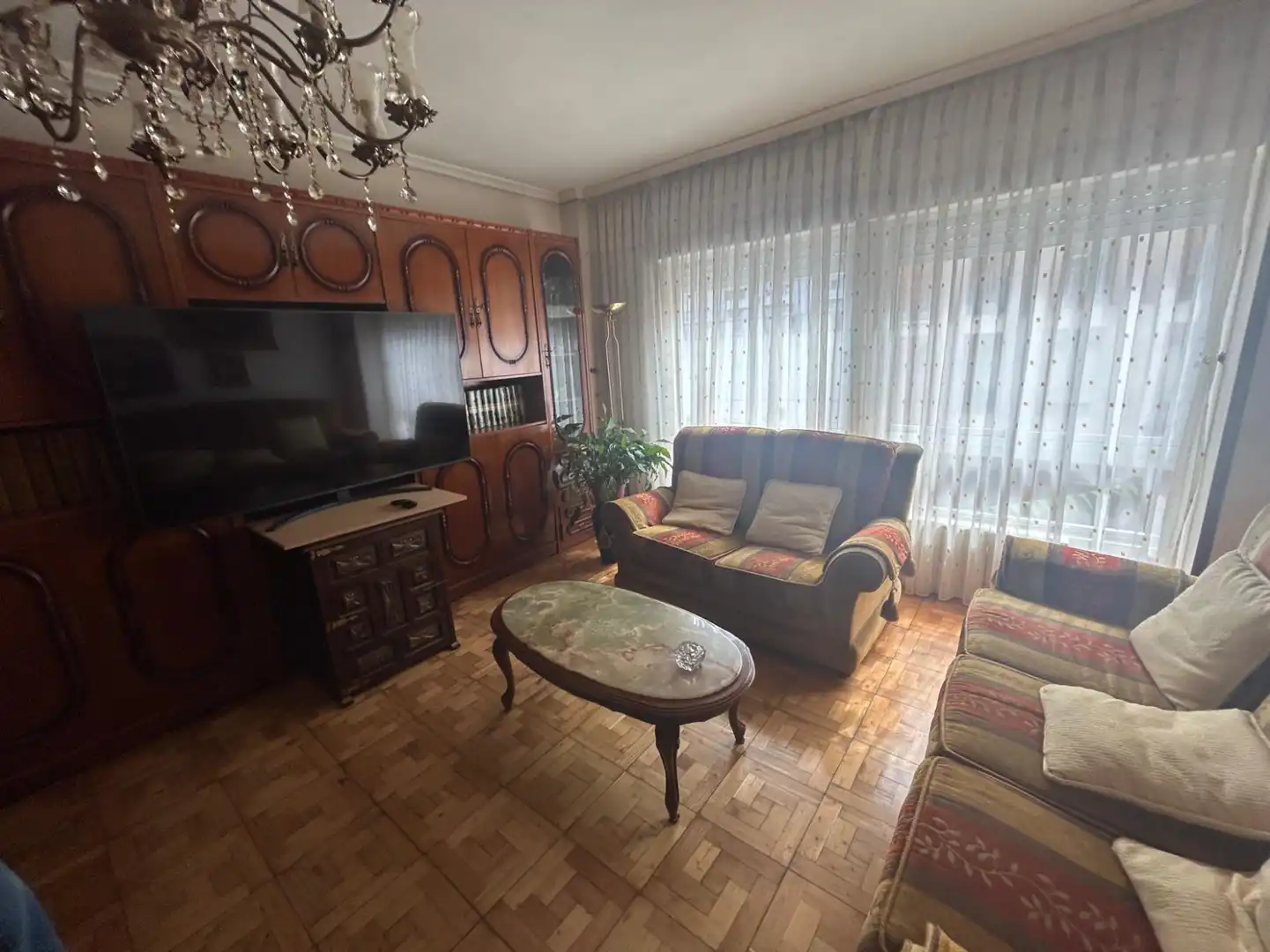Living room of Flat for rent in Torrelavega   with Heating, Parquet flooring and Furnished