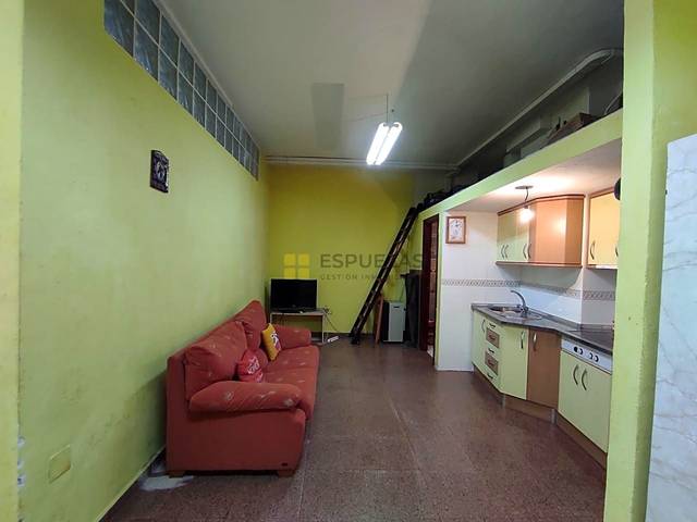 Local comercial en Venta en Farsia en Arnedo