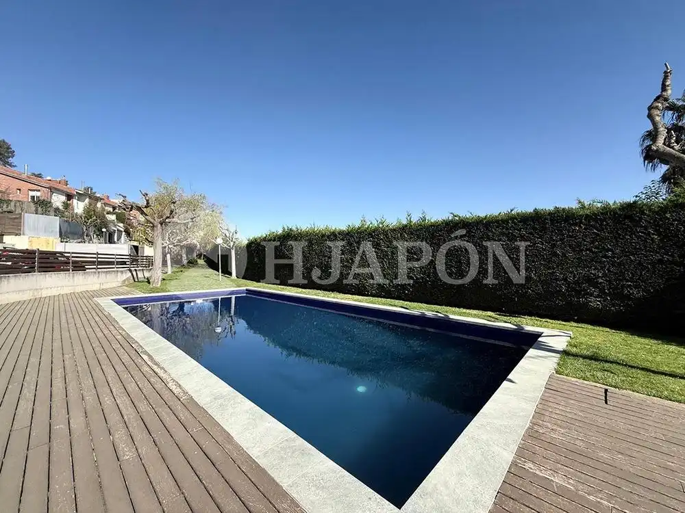 Piscina de Casa adosada en venda en Vallromanes amb Aire condicionat, Calefacció i Piscina