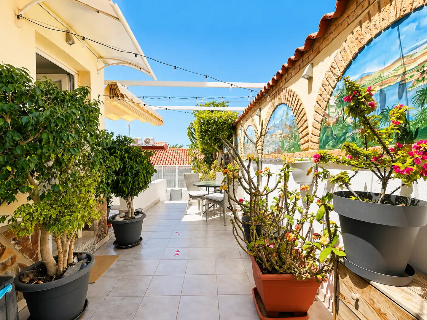 Terrassa de Casa o xalet en venda en San Bartolomé de Tirajana amb Aire condicionat, Jardí privat i Terrassa