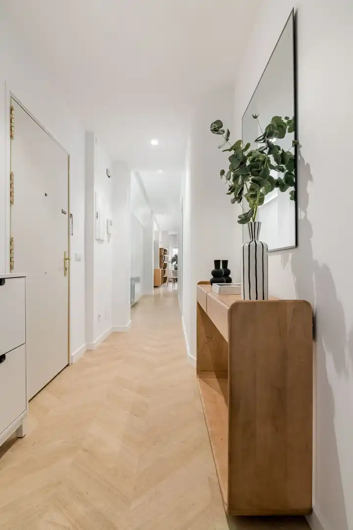 Apartments for rent in Madrid  with Air Conditioner, Heating and Furnished