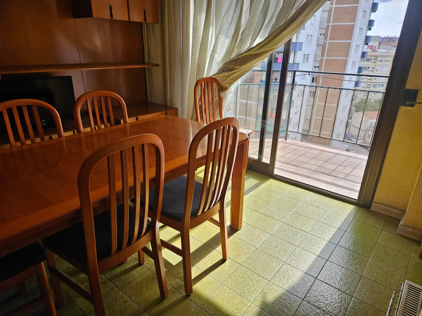 Dining room of Flat for sale in Sabadell  with Air Conditioner, Heating and Oven