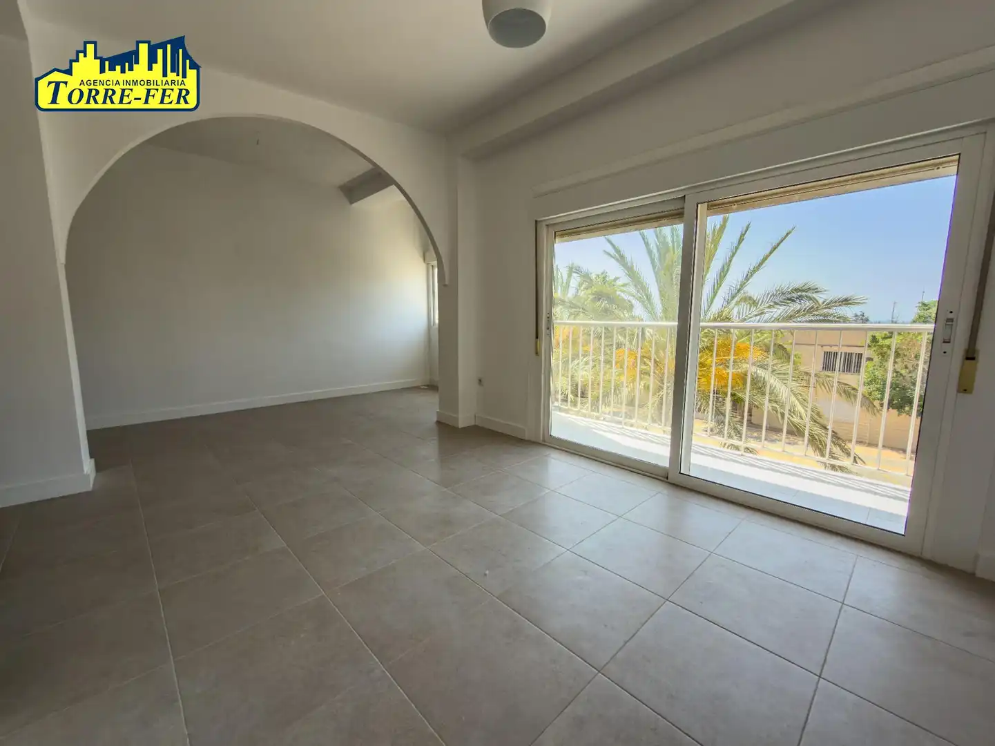 Flat for sale in Almería  with Air Conditioner and Terrace